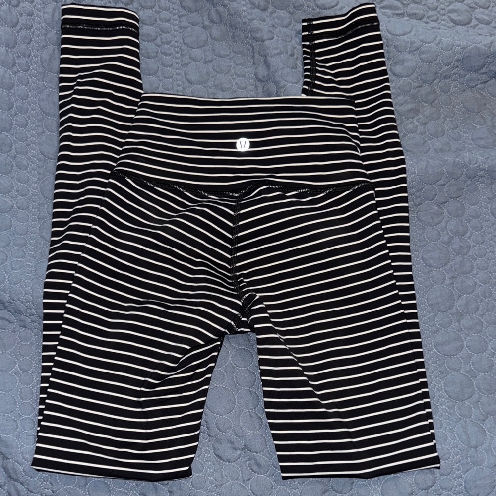 Black and White Striped Leggings
